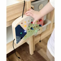 Best small foot Finmotoriktavle - Knapper & kontakter