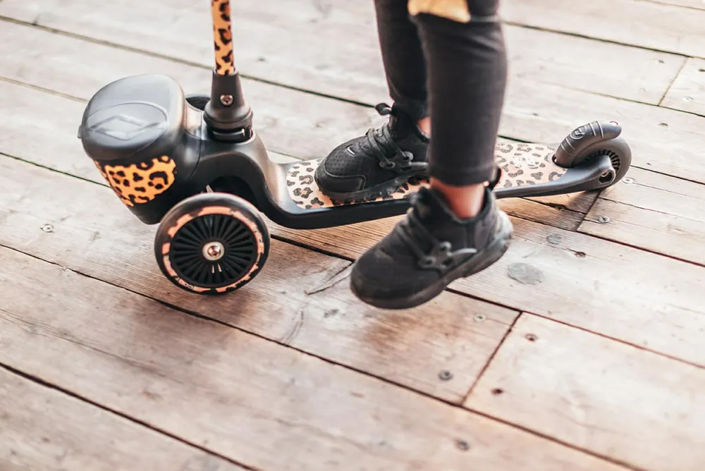 Hot Scoot & Ride Løbehjul - Highwaykick 2 Lifestyle, Leopard