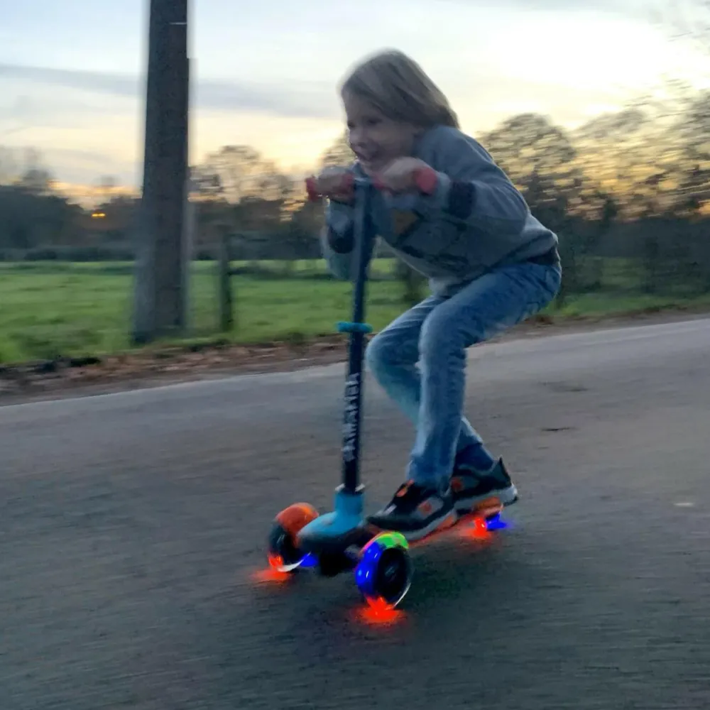 Discount Chillafish Løbehjul Scotti GLOW