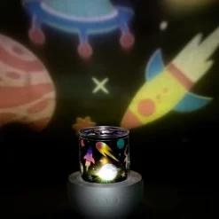New Natlampe med projektor og musik