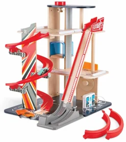 Hape Parkeringshus inkl. stunt-rampe