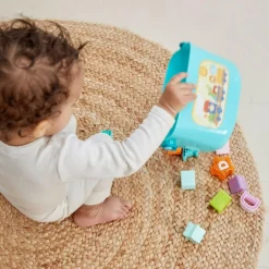 Best Scandinavian Baby Products Puttekasse med 16 klodser