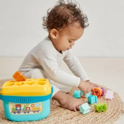 Best Scandinavian Baby Products Puttekasse med 16 klodser