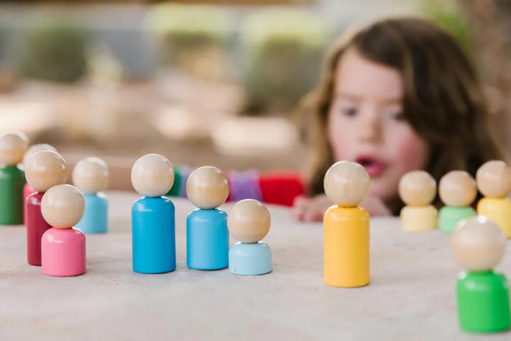 Hot Sorteringssæt - Træfigurer, 16 dele