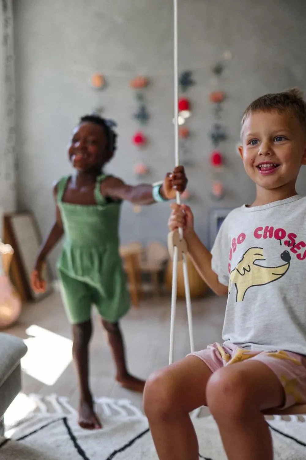 Clearance Kinderfeets Trægynge til indendørs brug