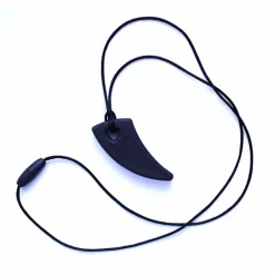 Tyggesmykke, Sabeltand - Standard